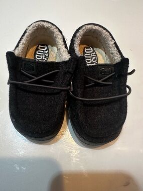 Hey Dude Kids Black Slip-On Cozy Lined Shoes